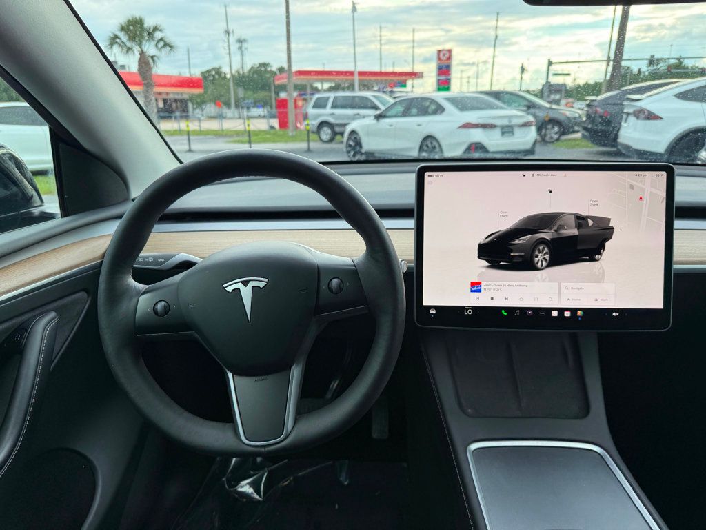 2023 Tesla Model Y **MODEL Y LONG RANGE AWD**THIRD ROW SEATING**7 PASSENGERS** - 23017913 - 17