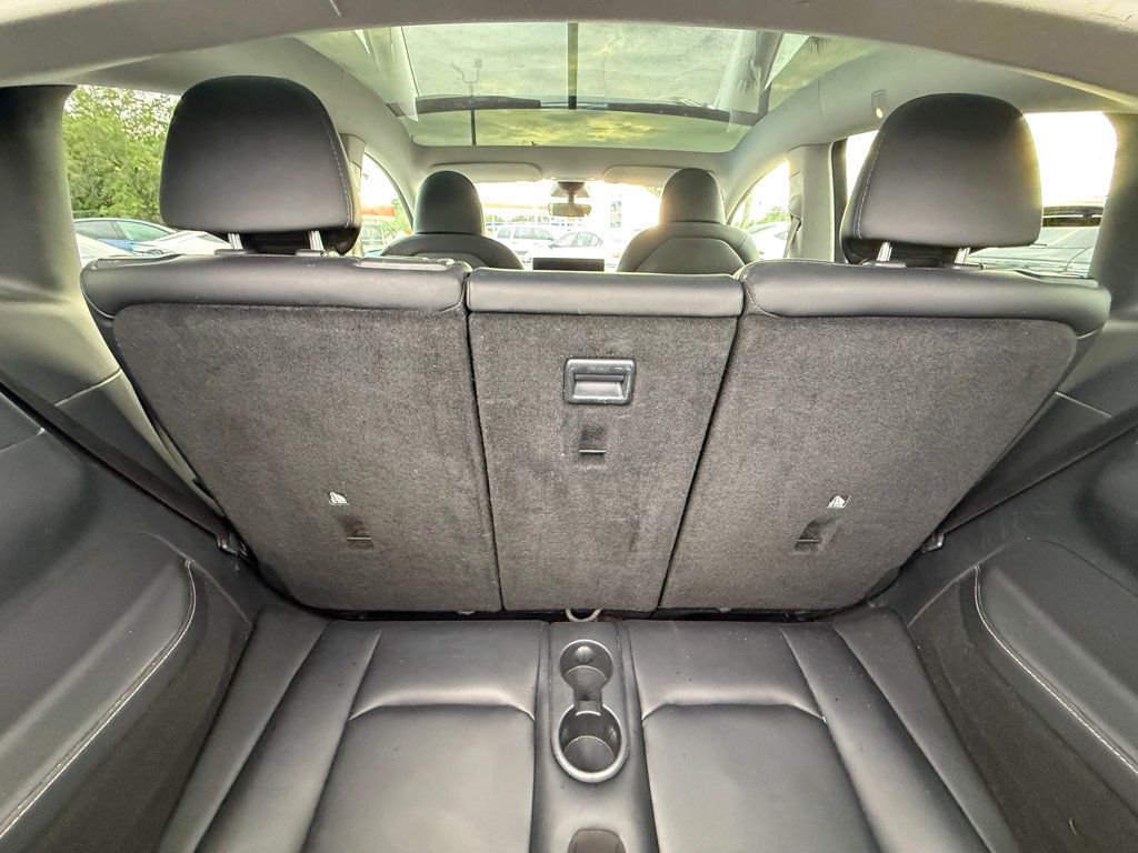 2023 Tesla Model Y **MODEL Y LONG RANGE AWD**THIRD ROW SEATING**7 PASSENGERS** - 23017913 - 23