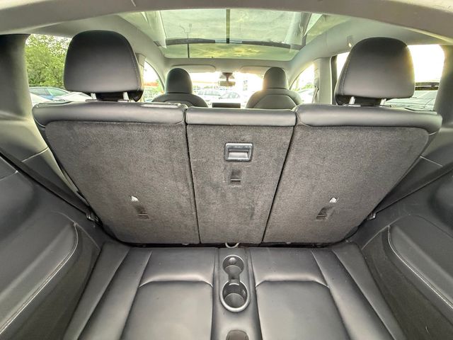 2023 Tesla Model Y **MODEL Y LONG RANGE AWD**THIRD ROW SEATING**7 PASSENGERS** - 23017913 - 23