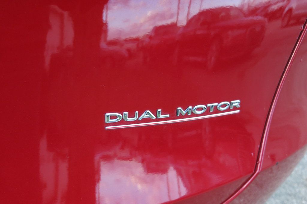 2023 Tesla Model Y Performance AWD - 22998733 - 9