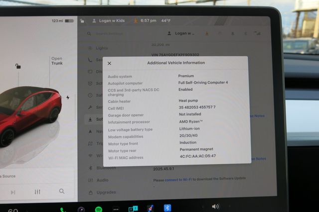2023 Tesla Model Y Performance AWD - 22998733 - 26