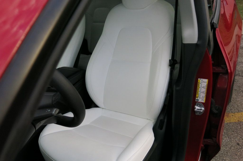 2023 Tesla Model Y Performance AWD - 22998733 - 40