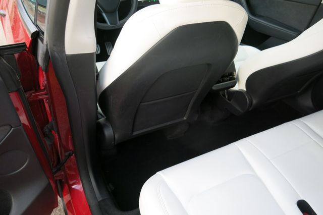 2023 Tesla Model Y Performance AWD - 22998733 - 42