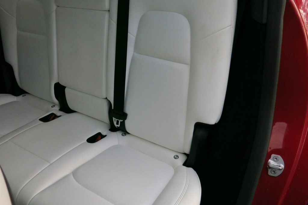 2023 Tesla Model Y Performance AWD - 22998733 - 44