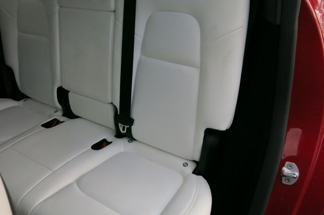 2023 Tesla Model Y Performance AWD - 22998733 - 44