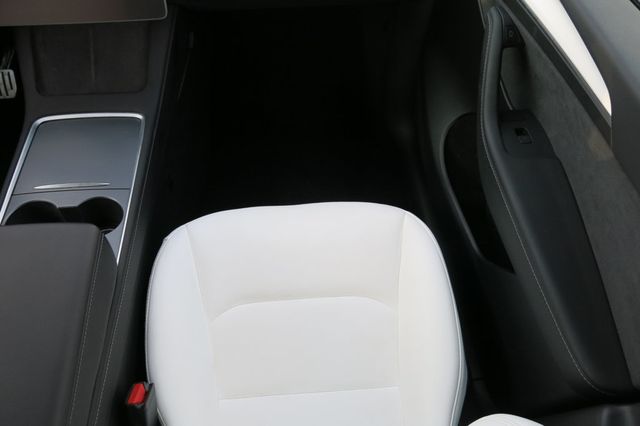 2023 Tesla Model Y Performance AWD - 22998733 - 54