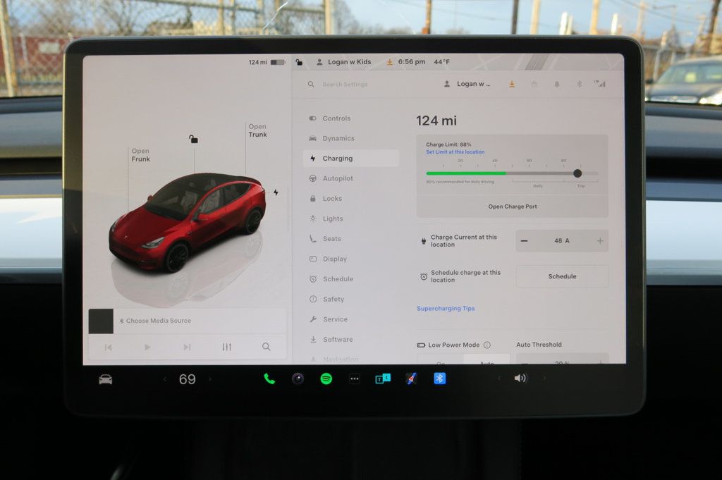 2023 Tesla Model Y Performance AWD - 22998733 - 63