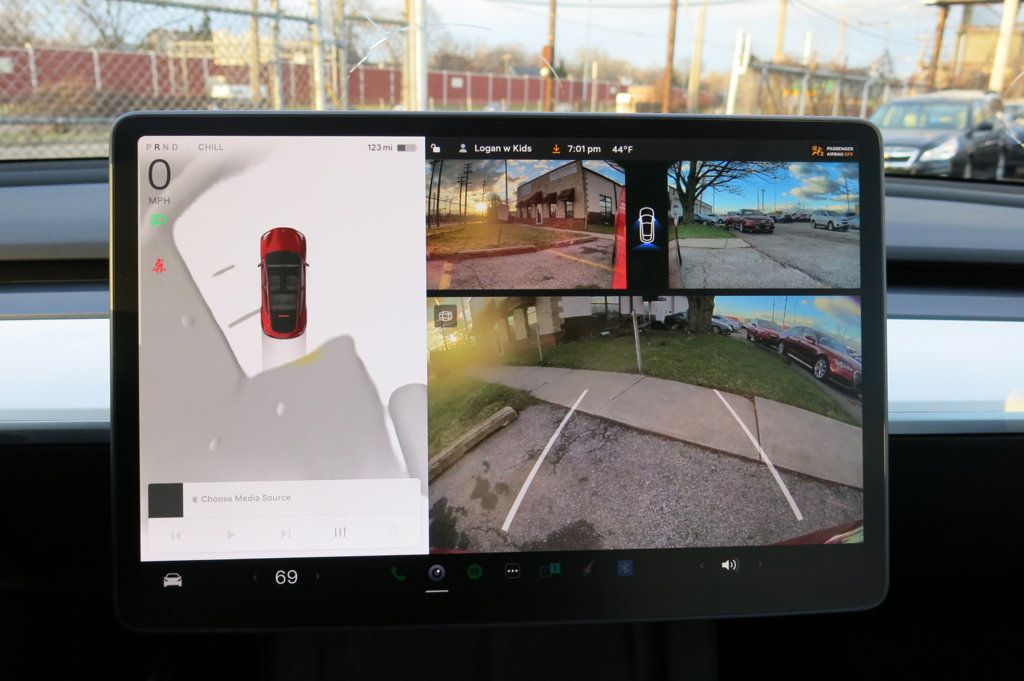 2023 Tesla Model Y Performance AWD - 22998733 - 70