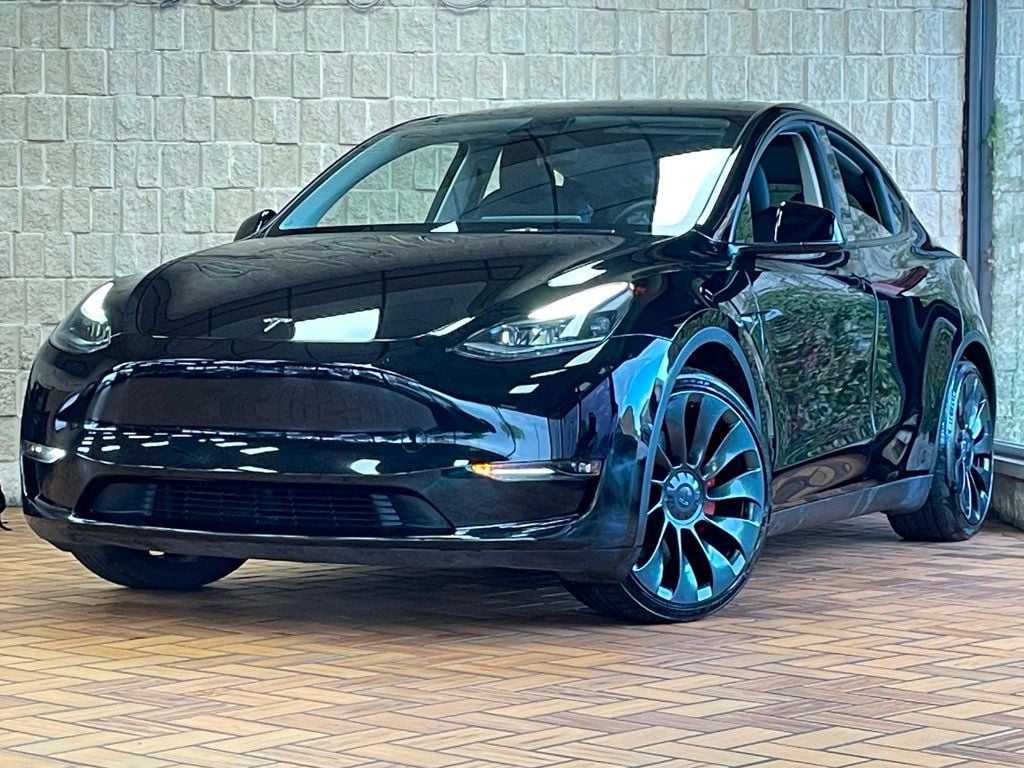 2023 Tesla Model Y Performance AWD - 22938154 - 1
