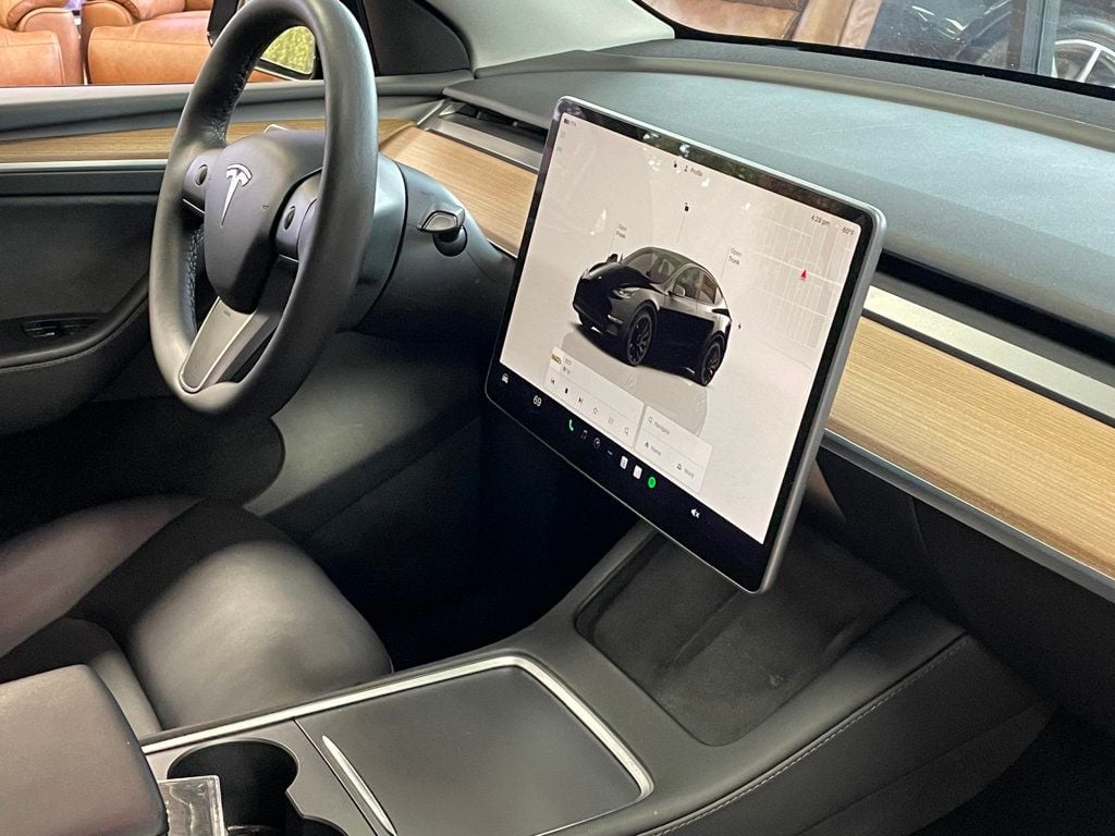 2023 Tesla Model Y Performance AWD - 22938154 - 23