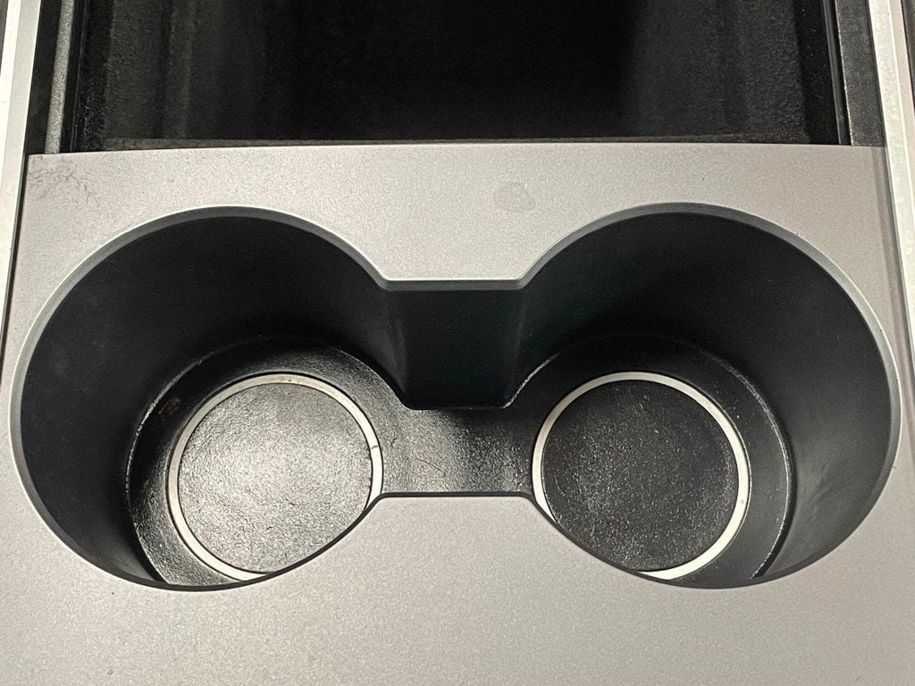 2023 Tesla Model Y Performance AWD - 22938154 - 42