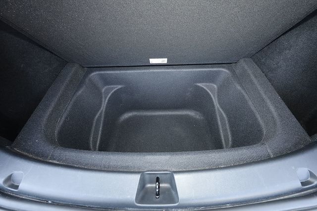 2023 TESLA MODEL Y Performance AWD - 22953736 - 37