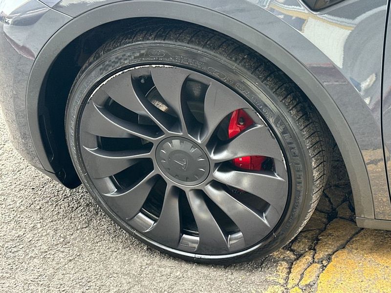2023 Tesla Model Y Performance AWD - 22961039 - 10