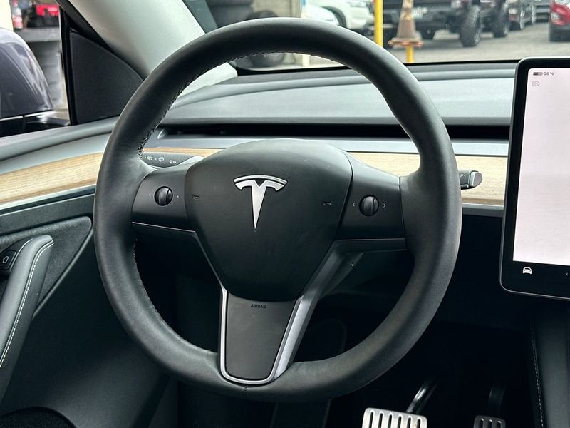 2023 Tesla Model Y Performance AWD - 22961039 - 16