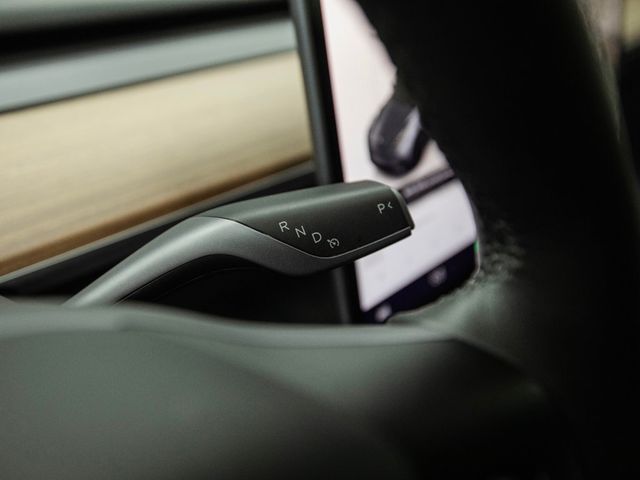 2023 Tesla Model Y Performance AWD - 22958678 - 19