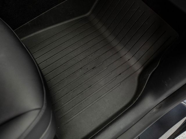 2023 Tesla Model Y Performance AWD - 22958678 - 28