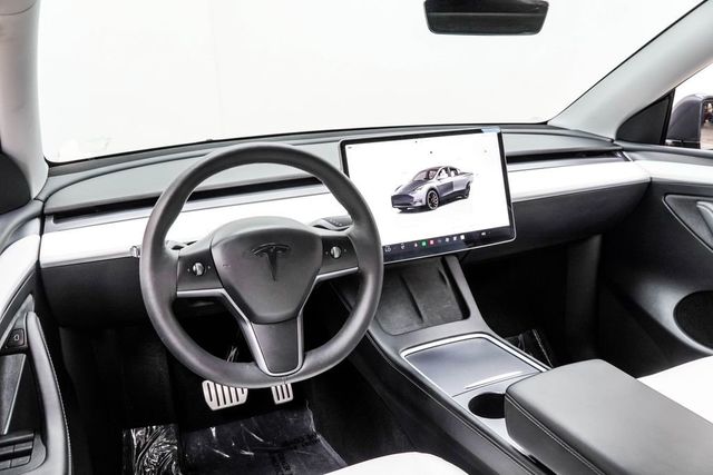 2023 Tesla Model Y Performance Dual Motor All-Wheel Drive's photo