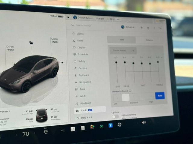 2023 Tesla Model Y Performance AWD - 22906726 - 39