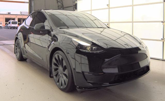 2023 Tesla Model Y Performance AWD - 22933673 - 1