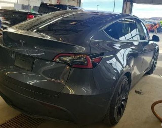 2023 Tesla Model Y Performance AWD - 22983680 - 3