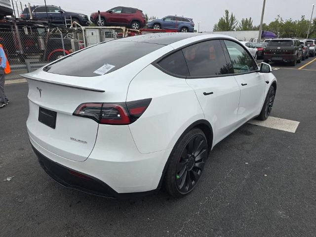 2023 Tesla Model Y Performance AWD - 22973221 - 1