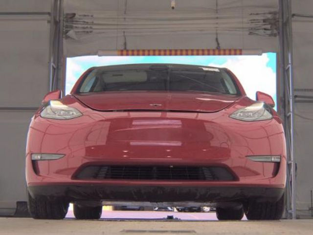 2023 Tesla Model Y Performance AWD - 23018778 - 3