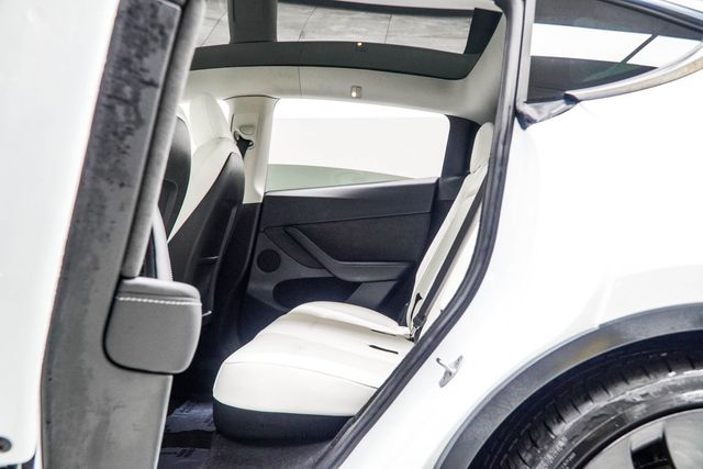 2023 Tesla Model Y Performance AWD - 23063377 - 28