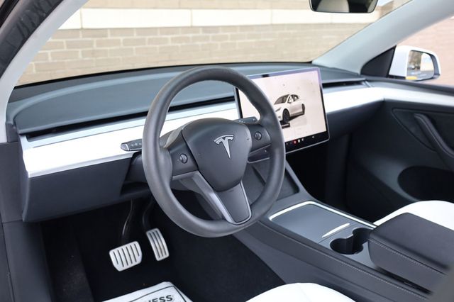 2023 Tesla Model Y Performance AWD - 22935954 - 21