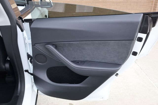 2023 Tesla Model Y Performance AWD - 22935954 - 24
