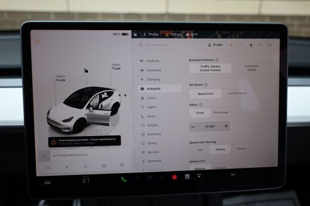 2023 Tesla Model Y Performance AWD - 22935954 - 34