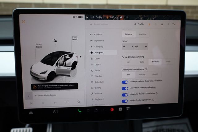 2023 Tesla Model Y Performance AWD - 22935954 - 36