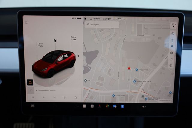 2023 Tesla Model Y Performance AWD - 22969222 - 29