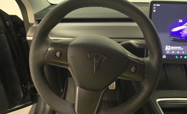 2023 Tesla Model Y Performance AWD - 22945034 - 9