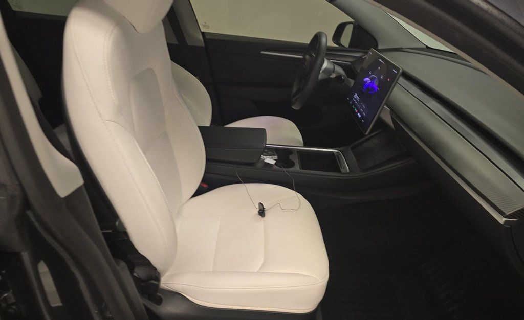 2023 Tesla Model Y Performance AWD - 22945034 - 6