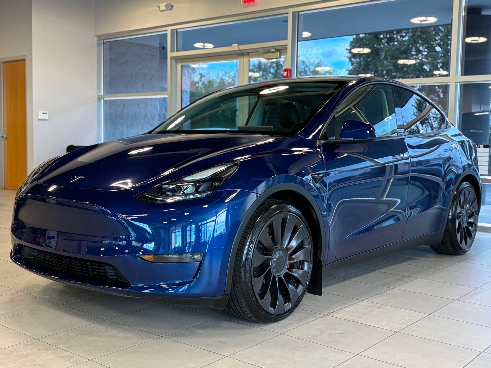 2023 Tesla Model Y Performance photo 4