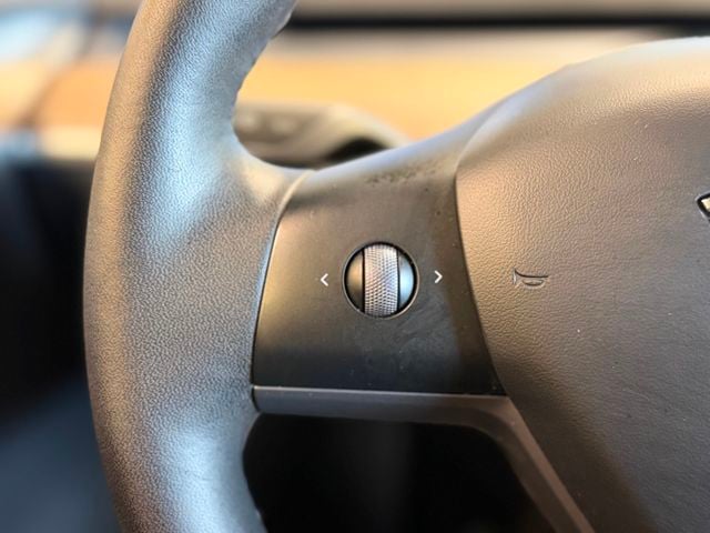 2023 Tesla Model Y Performance AWD - 23068115 - 24