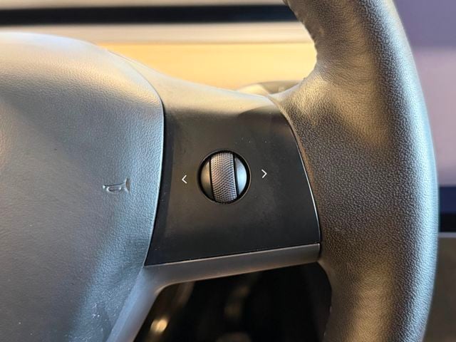 2023 Tesla Model Y Performance AWD - 23068115 - 25