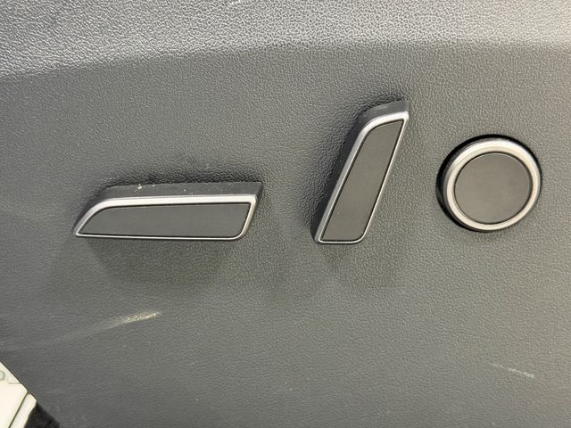 2023 Tesla Model Y Performance AWD - 23088819 - 18