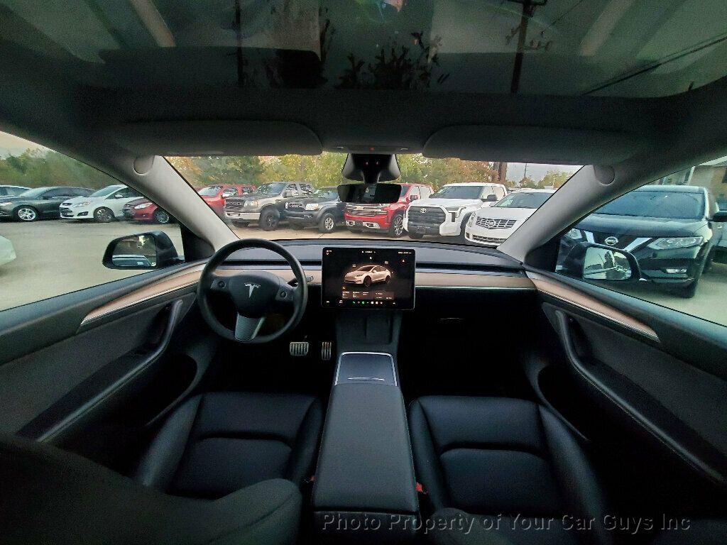 2023 Tesla Model Y Performance AWD - 22959065 - 28