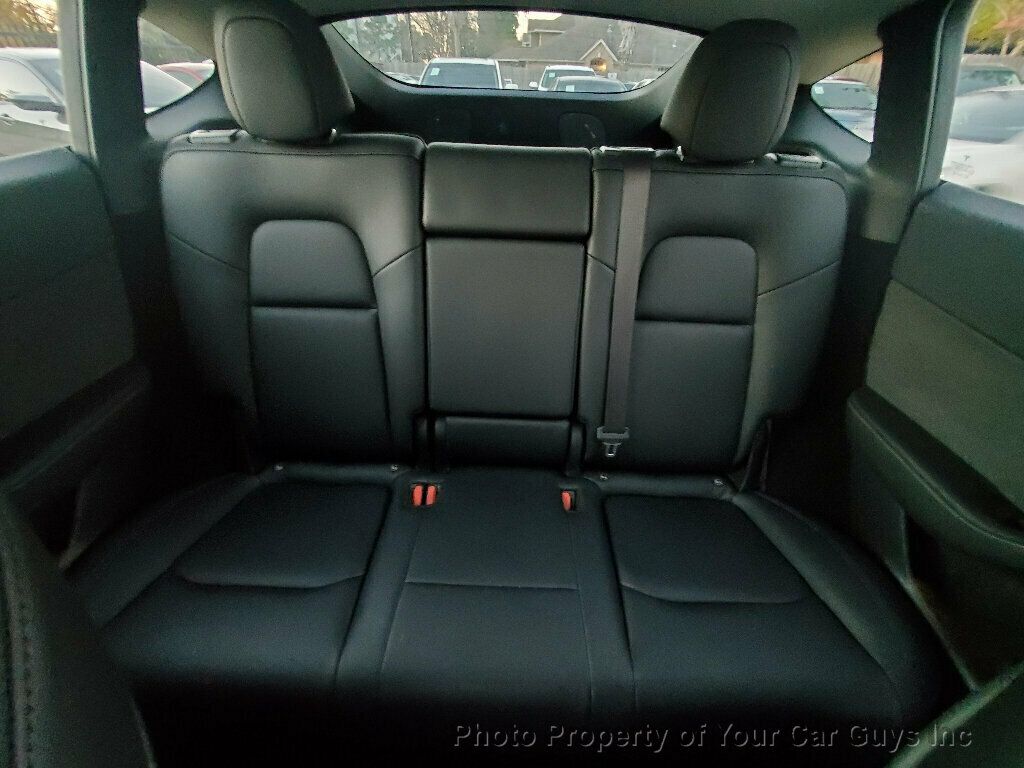 2023 Tesla Model Y Performance AWD - 22959065 - 29