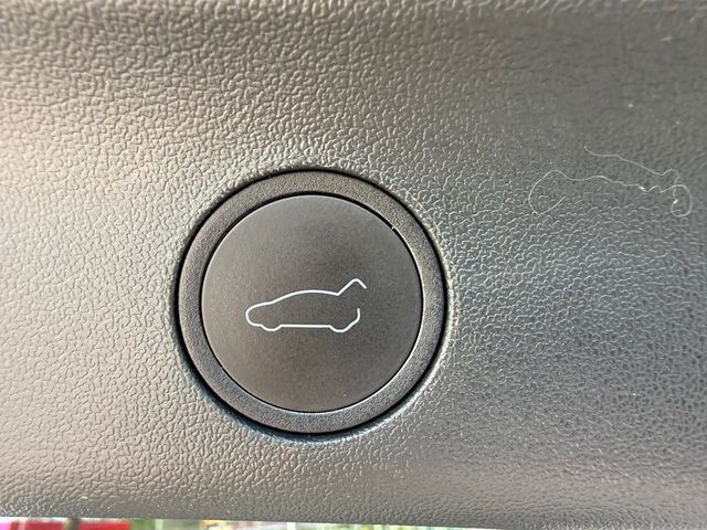 2023 Tesla Model Y Performance AWD - 22924133 - 28