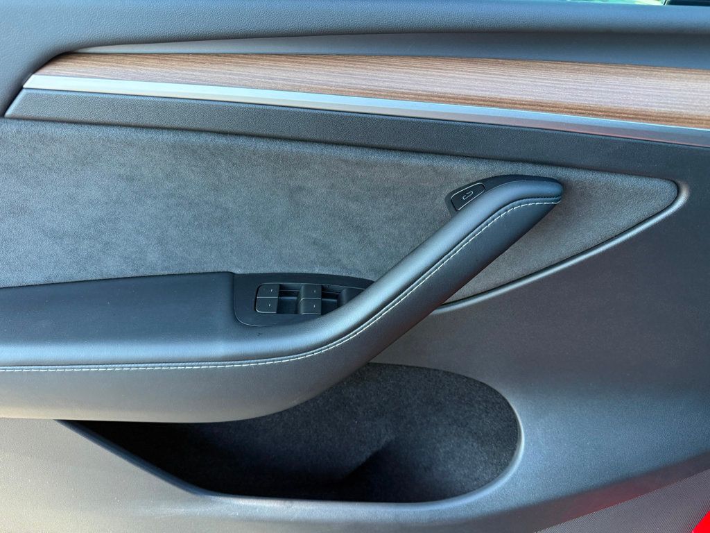 2023 Tesla Model Y Performance AWD - 22924822 - 23