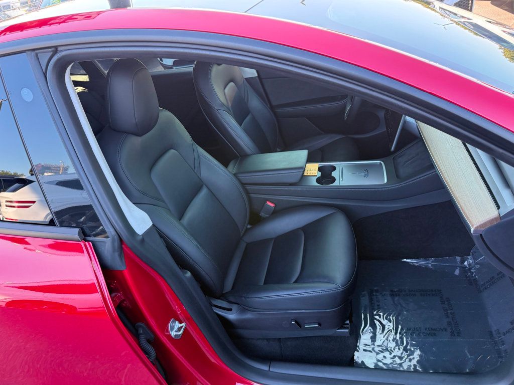 2023 Tesla Model Y Performance AWD - 22924822 - 32