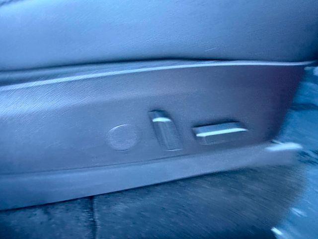 2023 Tesla Model Y Performance AWD - 22924822 - 34