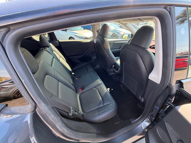 2023 Tesla Model Y Performance AWD - 22983582 - 25