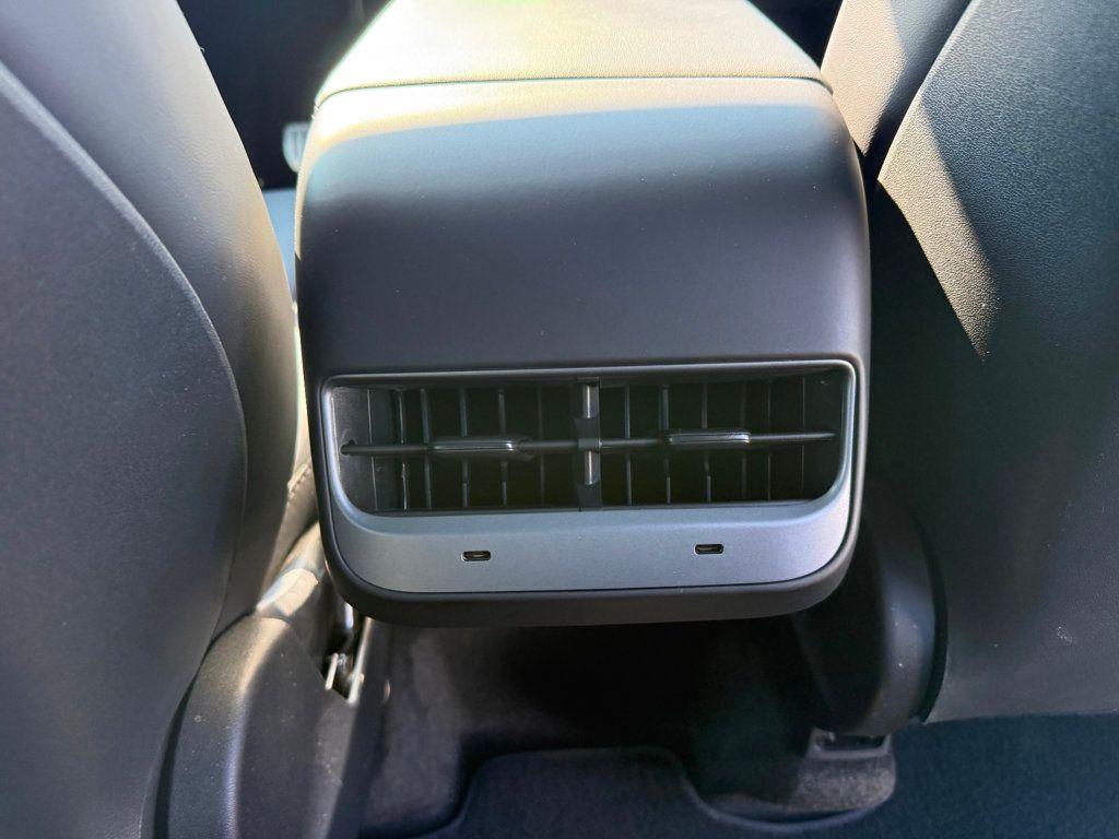 2023 Tesla Model Y Performance AWD - 22983582 - 26