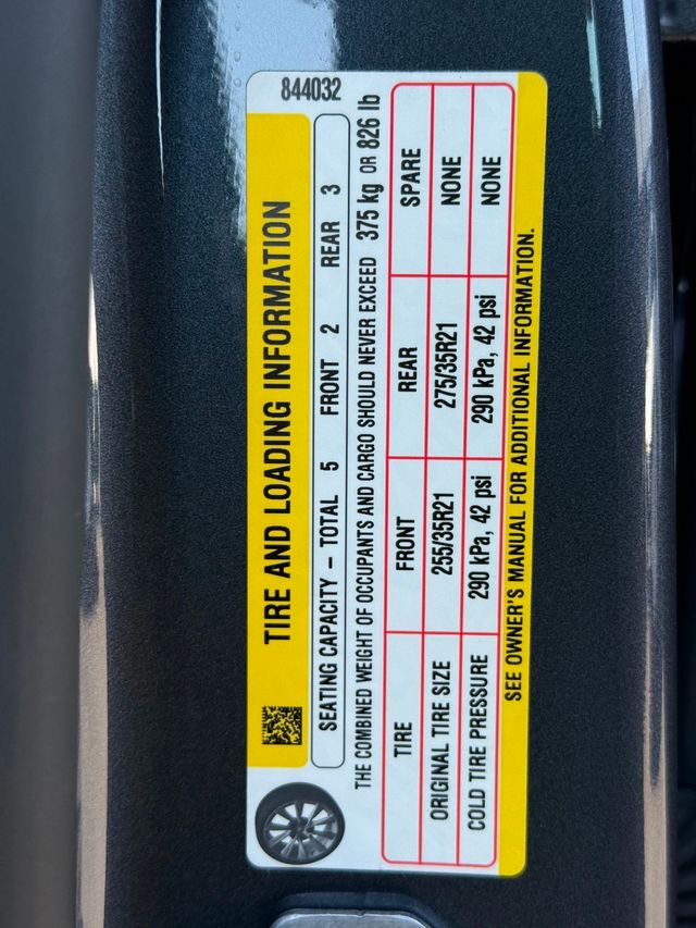 2023 Tesla Model Y Performance AWD - 22983582 - 35