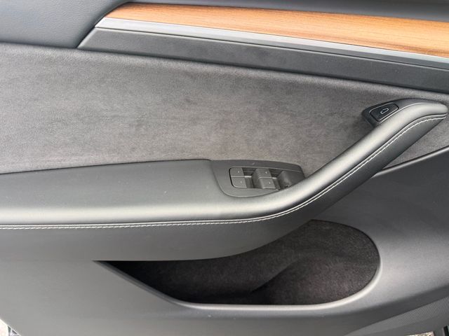 2023 Tesla Model Y Performance AWD - 23043359 - 21