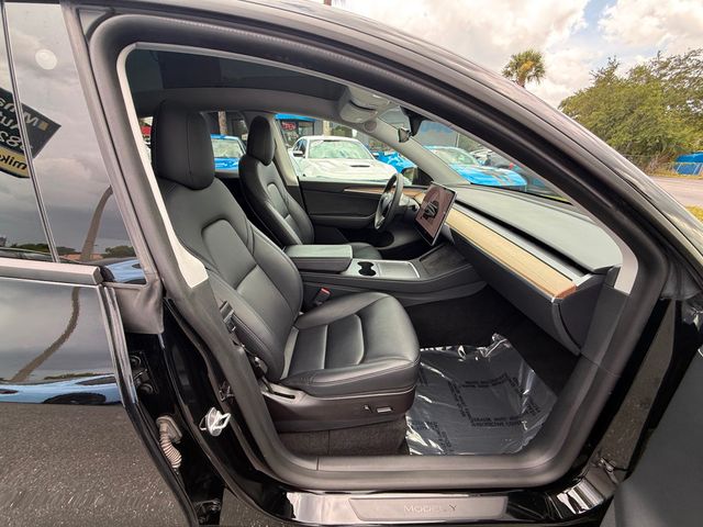 2023 Tesla Model Y Performance AWD - 23043359 - 32