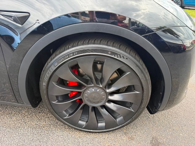 2023 Tesla Model Y Performance AWD - 23043359 - 35
